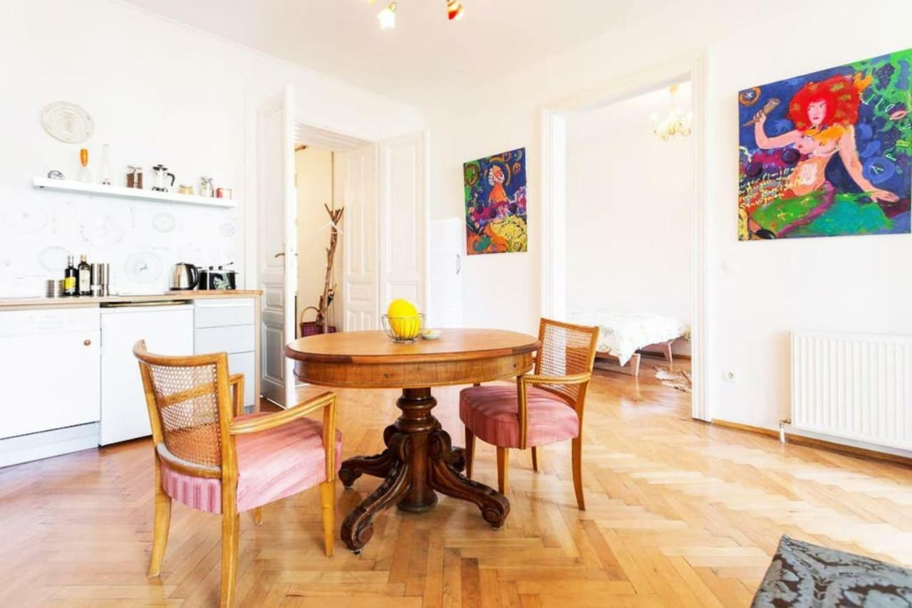 Das Schonbrunn Apartment! Виена Екстериор снимка